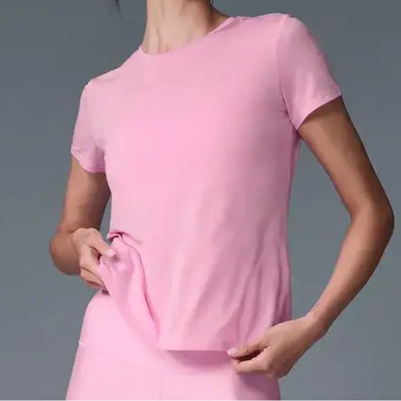 ALO Yoga Tops - NWT ALO YOGA All Day Short Sleeve Shirt Sweet Pink